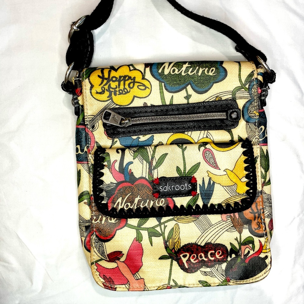 🔴 Sakroots Cross Bodybag